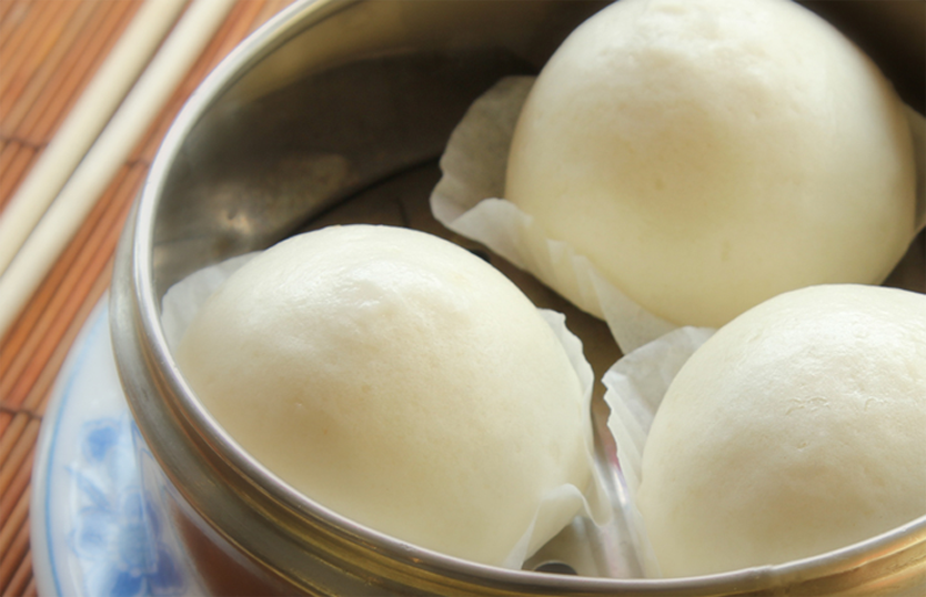 Walnut Shrimp. 虾核桃  Photograph Copyright 2012 Chuck Dorris, eDining.us. All Rights Reserved